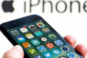 İki öğrenci Apple'ı yüz binlerce dolarlık zarara uğrattı