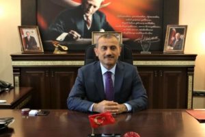 Tunceli Valisi Tuncay Sonel'den Komünist Başkan'a yanıt