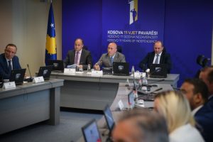 Arnavutlara hakaret eden Kosovalı Sırp bakan görevden alındı