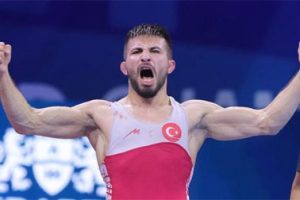 Süleyman Atlı altın madalya kazandı