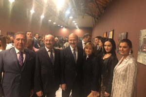 Bakan Soylu ve Ersoy ''Hande Fırat: Renklerdir Patlayan'' sergisinin açılışına katıldı