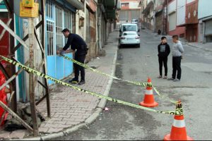 Suriyeli kişi bıçaklanıp gasbedildi