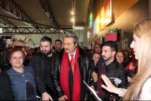 Kadir İnanır'ın oynadığı ''Kapı'' filminin Avrupa galası Stockholm'de yapıldı