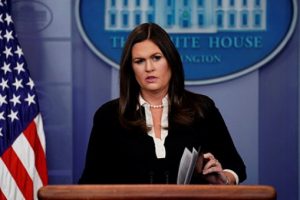 Sanders: Trump'ın raporunu anlayacak kadar akıllı değiller