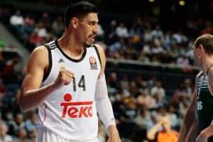 Ayon 2.4 milyon Euro'ya Fenerbahçe'ye gelecek!
