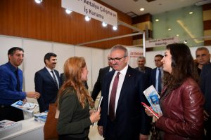 Vali Karaloğlu: '' 150 bin istihdamın üzerine çıkacağız ''