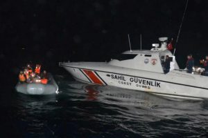44 kaçak göçmen yakalandı
