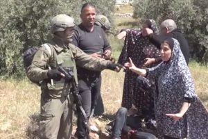 İsrail güçleri yaralının hastaneye kaldırılmasını engellemeye çalıştı