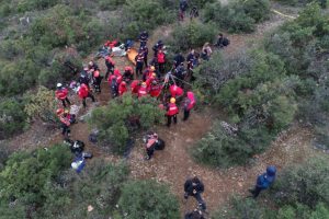 Bursa'da mağaradaki kurtarma anları gün ağarınca havadan böyle görüntülendi