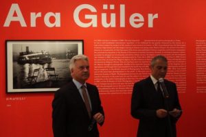 Londra Saatchi Galeri'de muhteşem açılış!