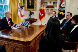 Trump bu kareyi Twitter'dan paylaştı! Ve görüştüler