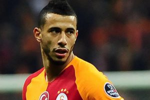 Soyunma odasında Belhanda şoku!
