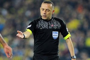 Derbinin Var I Cuneyt Cakir Da Spor Haberleri Bursadabugun Com