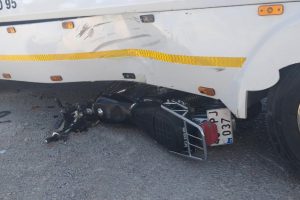 Çekici ile motosiklet çarpıştı: 2 ağır yaralı