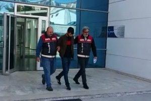 Bursa'da hırsızlık şüphelisi, olay yerinde cüzdanını düşürünce yakalandı