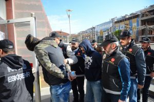 Uyuşturucu operasyonuna 3 tutuklama