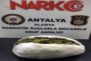 Alanya'da 1.5 kilogram esrar ele geçirildi