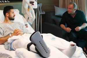 Fatih Terim'den Emre Akbaba'ya ziyaret