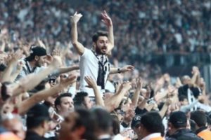 Alanyaspor'un golü iptal olunca Beşiktaşlılardan MHK'ye tepki!