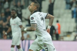 Quaresma: ''Kulüple gurur duyuyorum''