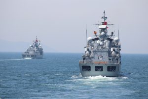 Denizkurdu tatbikatına katılan gemiler Çanakkale Boğazı'ndan geçiş yaptı