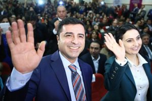Demirtaş ile Yüksekdağ'ın yargılandığı 'iftira' davasında karar