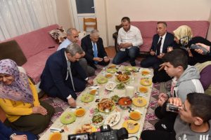 Yıldırım'dan Sultangazi'de ve esnaf ziyaretleri
