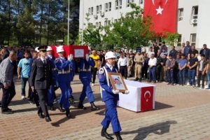 Şehit güvenlik korucusu gözyaşlarıyla uğurlandı