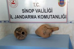 Balıkçının ağına 2 bin yıllık testiler takıldı