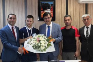 Bursa İl Milli Eğitim Müdürü Dülger dereceye giren özel öğrencileri ağırladı