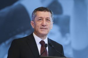 Bakan Selçuk: İlk ve ortaokul sistemi de değişecek