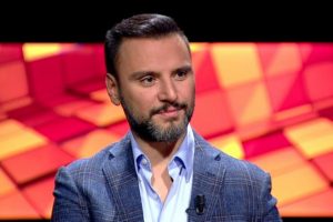 Alişan'ı aşk mı değiştirdi yoksa eşi Buse Varol mu?