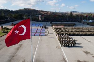 MHP Bursa Milletvekili'nden 'kadınlar da askerlik yapabilsin' önerisi