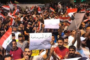 Irak'ta savaş karşıtı gösteri