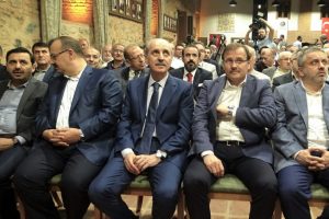 Numan Kurtulmuş Bursa'da Birlik Vakfı iftarına katıldı