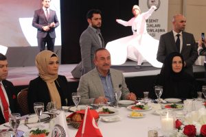 Dışişleri Bakanı Çavuşoğlu, şehit yakınlarıyla iftarda bir araya geldi