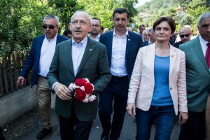 CHP lideri Kılıçdaroğlu'ndan Şile'ye ziyaret