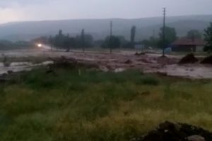 Sel sonrasında yaşlı adam kayboldu