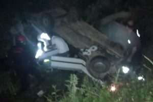 Otomobil şarampole devrildi: 1 ölü, 3 yaralı