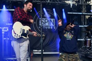 Ünlü rap şarkıcısı hayatını kaybetti!