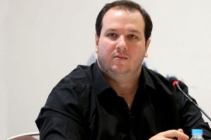 Şahan Gökbakar, siyasilere seslendi
