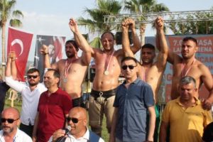Gazipaşa'da başpehlivan Ahmet Selbest