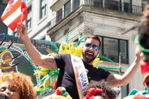 Ricky Martin LGBTİ yürüyüşüne katıldı