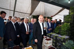 ''Türkiye'ye son 2 yıldır ekonomik saldırı uygulanıyor''