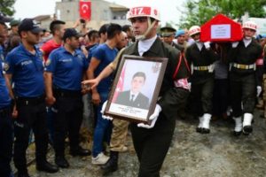Azez şehidi Uzman Onbaşı Halil Kurt son yolculuğuna uğurlandı
