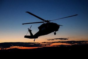 ABD'de helikopter gökdelene çarparak düştü