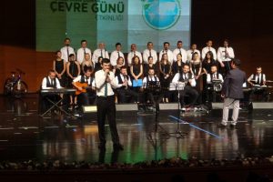 Bursa'da Engelsiz Koro ''sıfır atık'' için söyledi