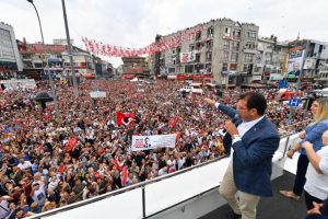 Ekrem İmamoğlu, Maltepe'de miting yaptı