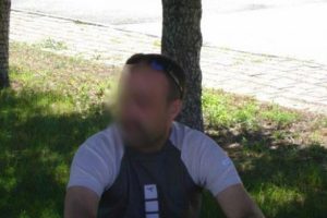 Eşini swinger'a zorlayan, kızına cinsel istismarda bulunan babaya 27 yıl hapis