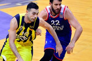 Fenerbahçe'de Sloukas'a destek